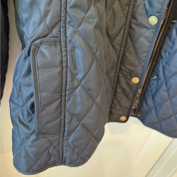 L.L. Bean Women’s Quilted Diamond-Stitch Puffer Jacket - Picture 9 of 12